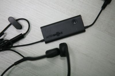 Проводная гарнитура с костной проводимостью Aftershokz Sportz Titanium арт. ЭГ25188