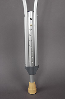 Костыль с подмышечной опорой