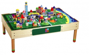 Конструктор «Город» (большой) с игровым столом арт. RN17829