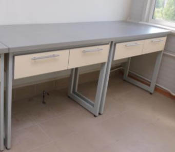 Стол пристенный с выдвижным ящиком арт. 10631