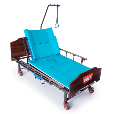 Кровать медицинская функциональная с туалетным устройством MET KARDO (Боковой переворот)