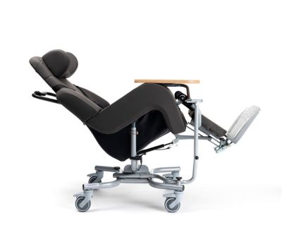 Кресло-коляска инвалидное Vermeiren Altitude с электрорегулировкой кресла