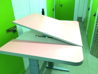 Стол для инвалидов колясочников регулируемый по высоте арт. ES18835