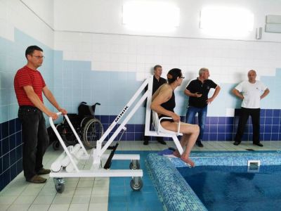 Передвижной подъёмник для бассейна MINIK-Agua