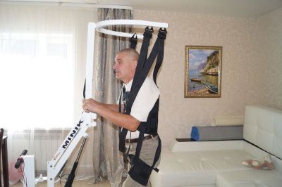 Вертикализатор-тренажер для ходьбы с электроприводом MINIK