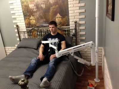 Прикроватный подъёмник для инвалидов и пожилых MINIK-S