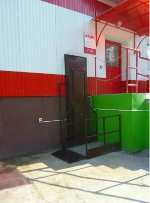 Подъемник для инвалидов вертикальный, уличный (Россия) арт. Lfq20677