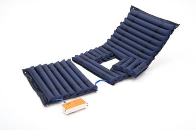 Противопролежневый трубчатый матрас с отверстием для туалета MET AIR WC-100