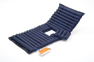 Противопролежневый трубчатый матрас с отверстием для туалета MET AIR WC-100