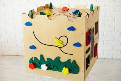 Бизикуб «Дружная компания» арт. ПрТ28018