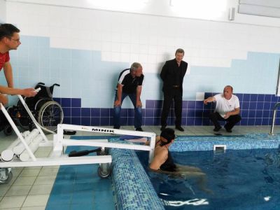 Передвижной подъёмник для бассейна MINIK-Agua