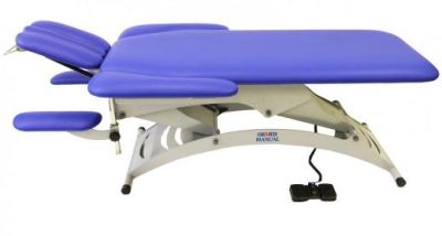 Профессиональный двухсекционный массажный стол «Ормед Мануал 103» арт. Or23507