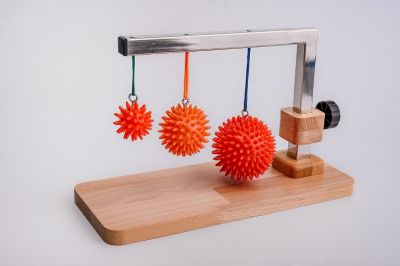 Тренажер Подвешенные шарики 203.16