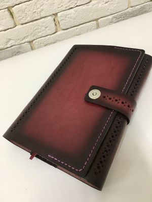 Блокнот а5 (ручная работа, натуральная кожа), бордовый