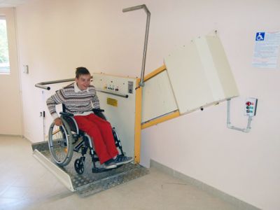 Наклонный подъемник для инвалидов Слоуплифт арт.12186