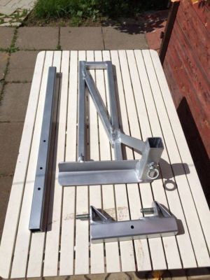 Подъёмник для инвалидов MINIK в автомобиль