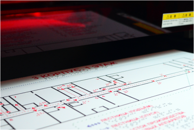 Мнемосхема 610х470 мм. Тактильная, оргстекло. Крепление - на металлических хромированных дистанционн
