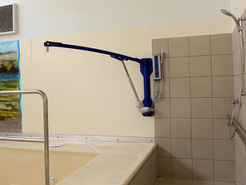 Подъемник для бассейна F130 арт. Бр20073