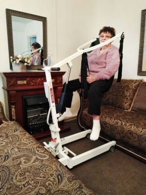 Передвижной  электрический подъемник для инвалидов и пожилых  SAVVA TPS-2