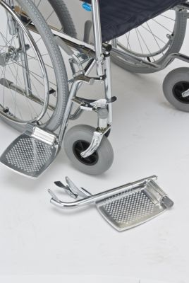 Кресла-коляски для инвалидов FS901A арт. AR12304