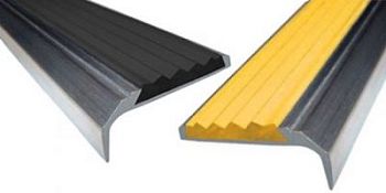 Алюминиевый угол с резиновой вставкой 1330 мм. Цвет вставки: желтый, черный арт.ИА12156