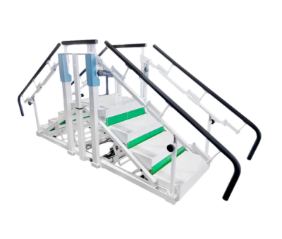 Тренажер в виде параллельных брусьев «Брусья-лестница»