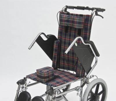 Кресла-коляска для инвалидов FS212BCEG арт. AR12229