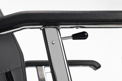 Гериатрическое кресло Vermeiren Alesia (компл. Languedoc (версия с колесами)