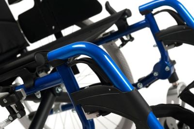 Кресло-коляска инвалидное механическое Vermeiren V300 (компл. V500)