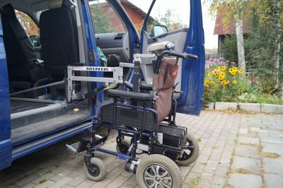 Подъемник для инвалидов MINIK в автобус