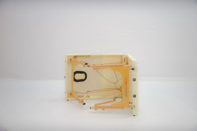 Массажный стол, ДЕРЕВЯННЫЙ 3-х секционный, кремовый MET Comfort W3