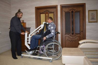 Подъемник для перемещения инвалидов MINIK